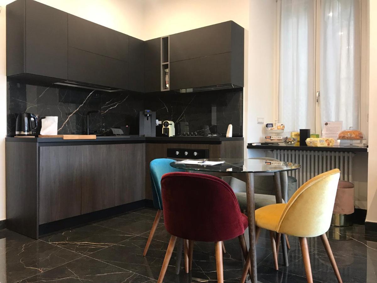 Vomero Guest House Napels Buitenkant foto